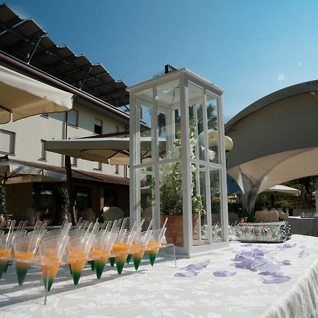 Hotel 2 Magnolie Piancogno Экстерьер фото